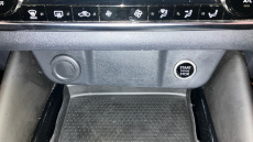 Nissan Qashqai 1.3 DiG-T MH N-Connecta 5dr Petrol Hatchback